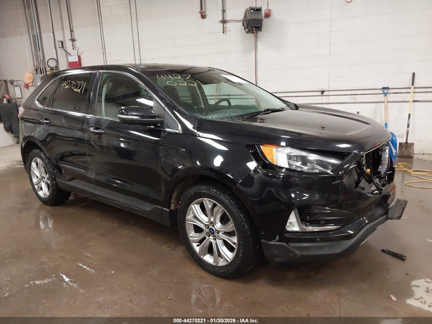 2019 Ford Edge Titanium