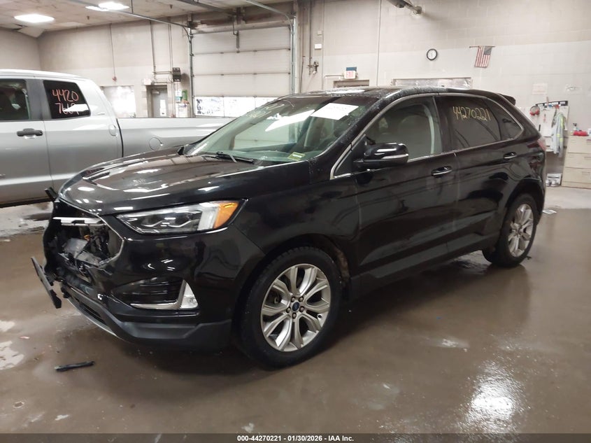 2019 Ford Edge Titanium