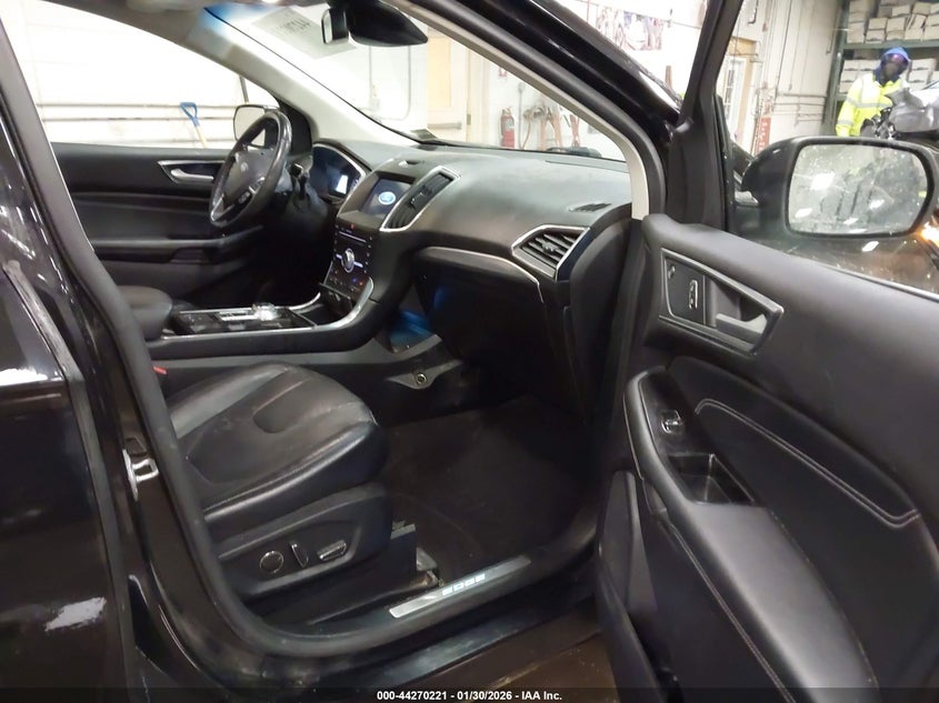 2019 Ford Edge Titanium