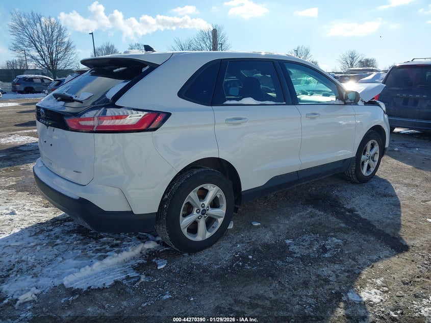2021 Ford Edge Se
