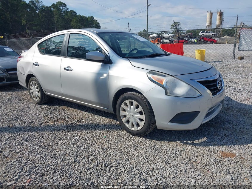 2015 Nissan Versa 1.6 Sv