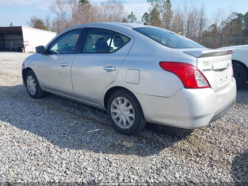 2015 Nissan Versa 1.6 Sv