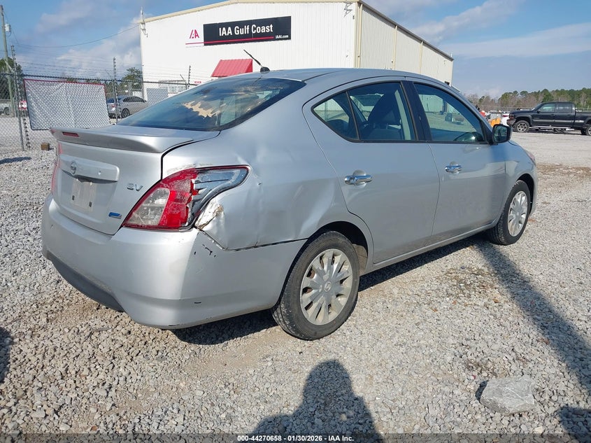 2015 Nissan Versa 1.6 Sv