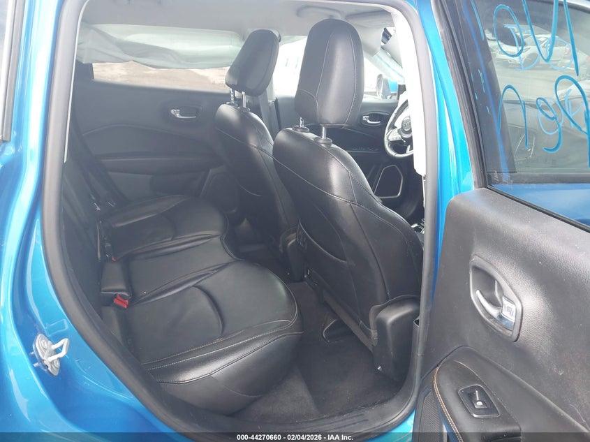 VIN 3C4NJCCB9LT110375 2020 JEEP COMPASS LIMITED FWD