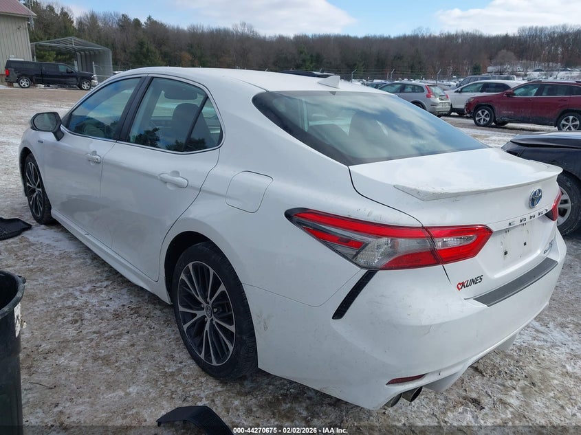 2019 Toyota Camry Hybrid Se