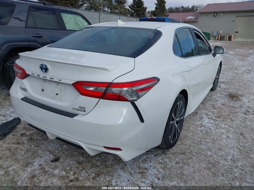 2019 Toyota Camry Hybrid Se
