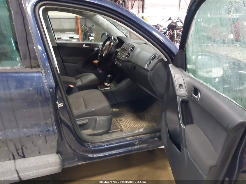 2013 Volkswagen Tiguan S