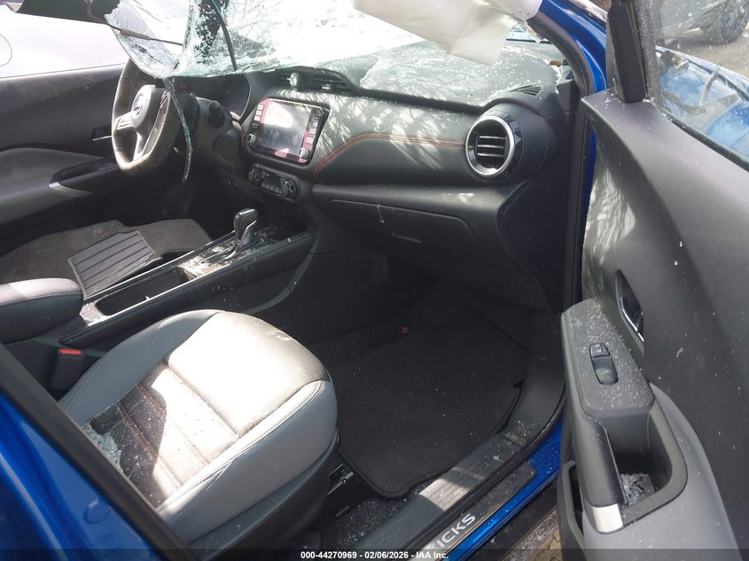 2021 Nissan Kicks Sr Xtronic Cvt