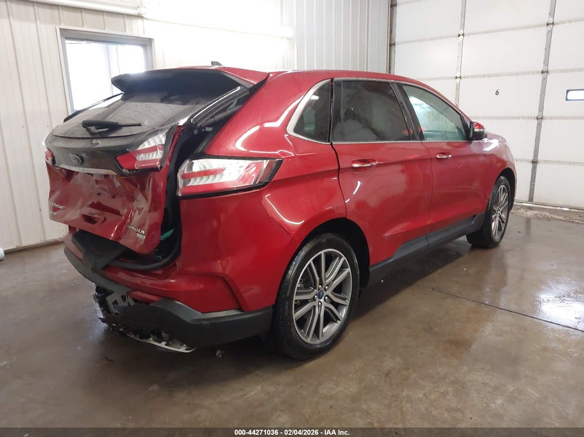 2020 Ford Edge Titanium