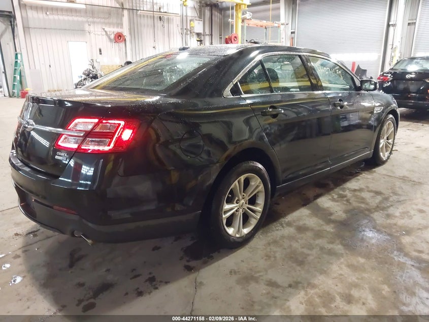 2015 Ford Taurus Sel