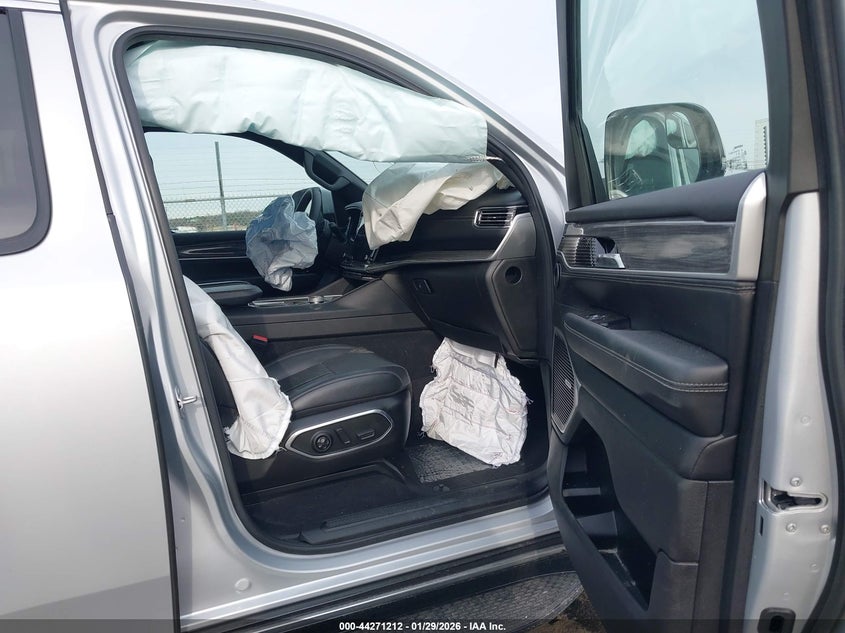 2022 Jeep Wagoneer Series Ii 4X2