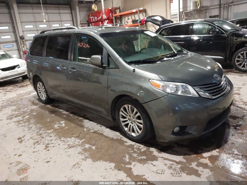 2014 Toyota Sienna Xle V6 8 Passenger
