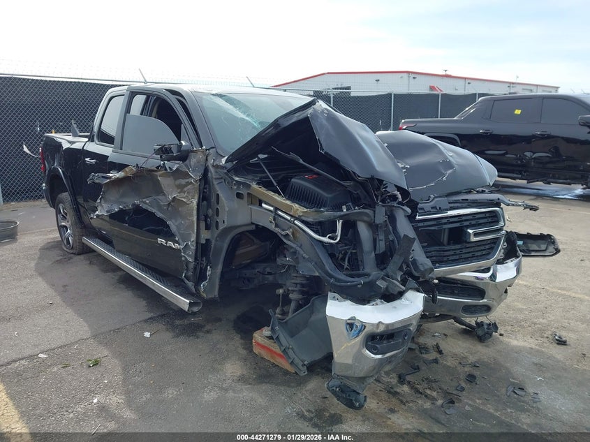 2019 Ram 1500 Laramie 4X4 5'7 Box