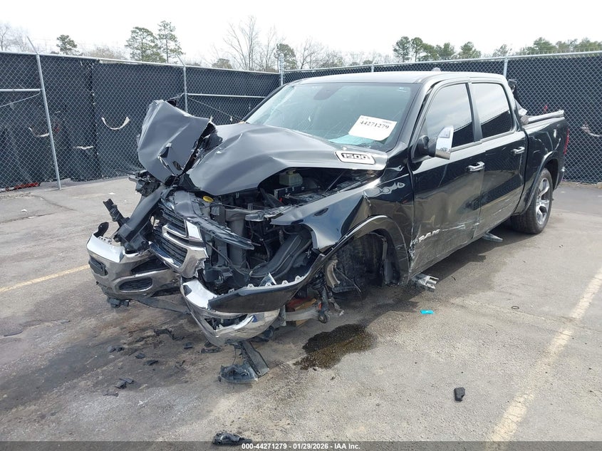 2019 Ram 1500 Laramie 4X4 5'7 Box