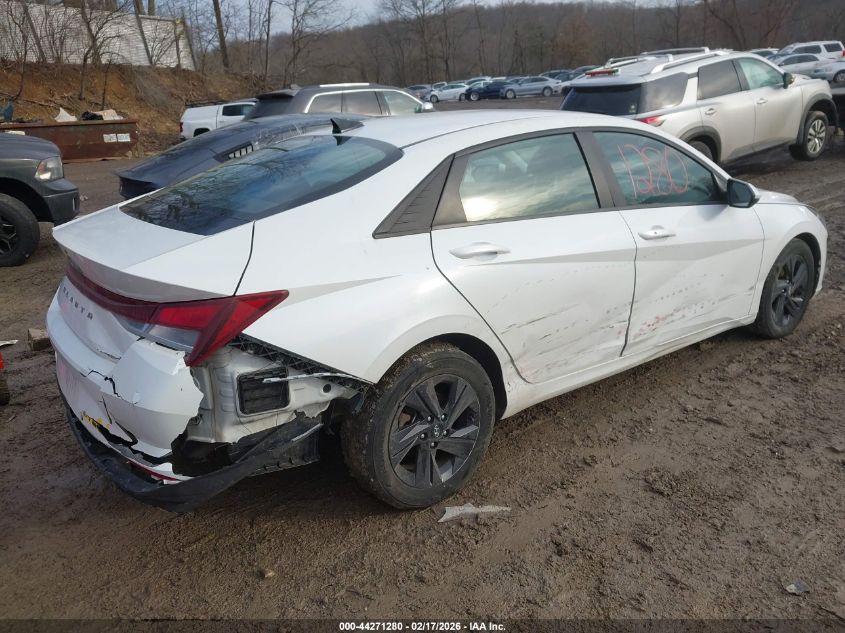 2022 Hyundai Elantra Sel