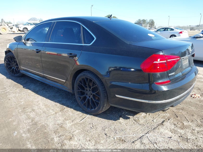 2016 Volkswagen Passat 1.8T R-Line