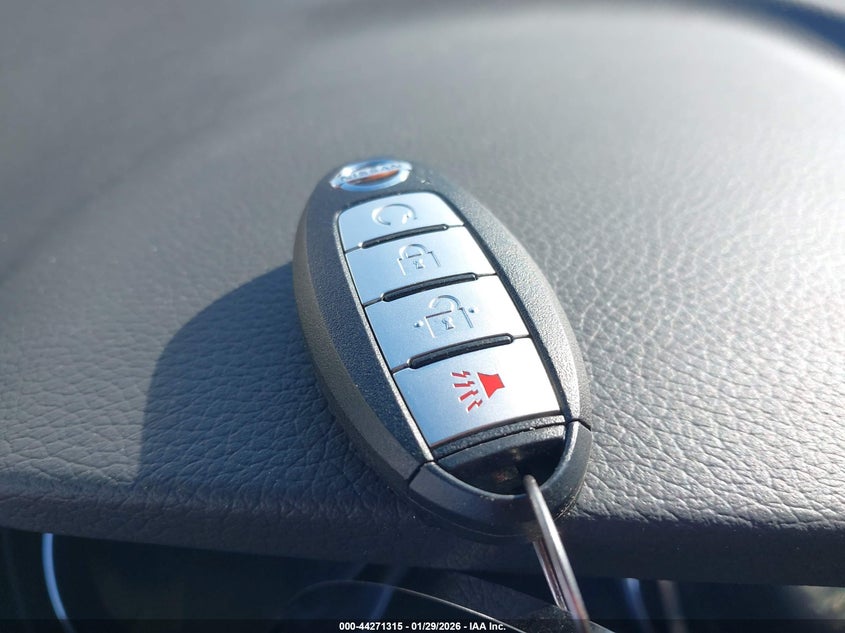 2022 Nissan Rogue Sport Sv Fwd Xtronic Cvt VIN: JN1BJ1BV0NW582130 Lot: 44271315