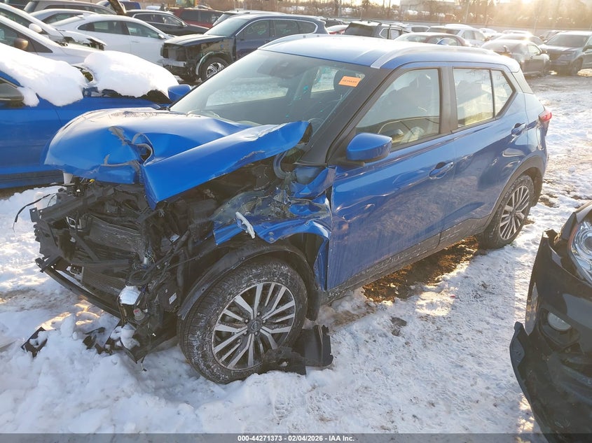 2022 Nissan Kicks Sv Xtronic Cvt