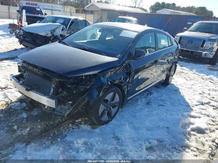 2022 Hyundai Ioniq Hybrid Sel