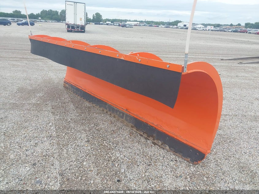 2007 * HENKE SNOW PLOW auction photo 4