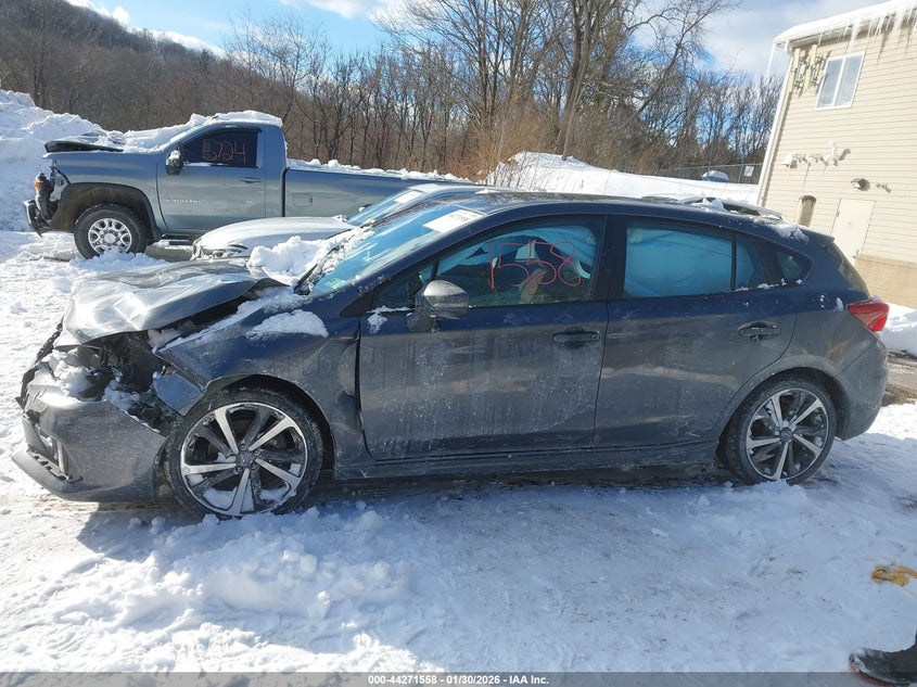 2022 Subaru Impreza Sport 5-Door VIN: 4S3GTAL6XN3703381 Lot: 44271558