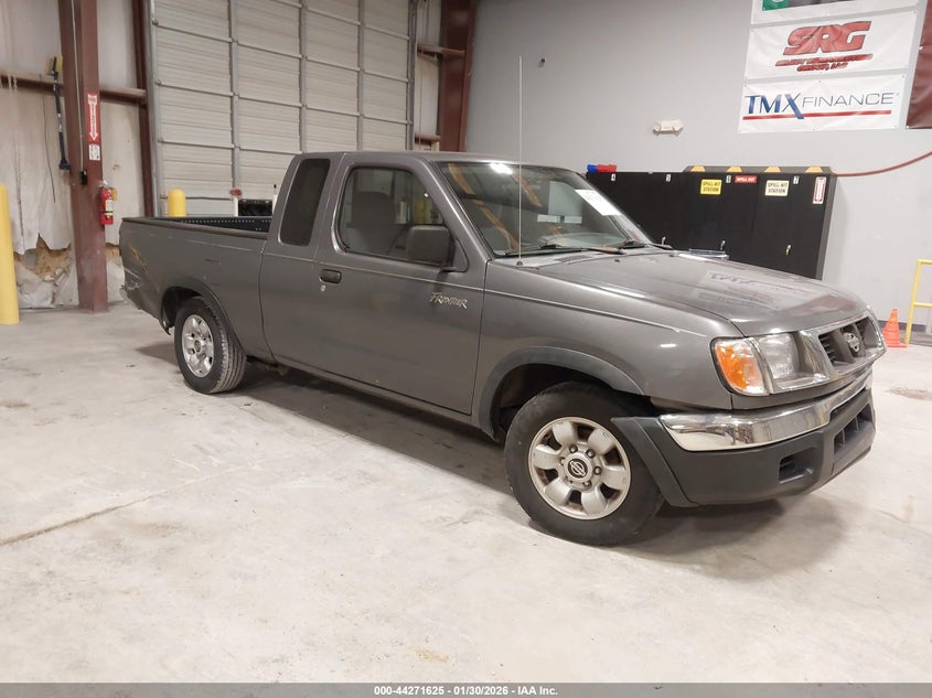 2000 Nissan Frontier Xe