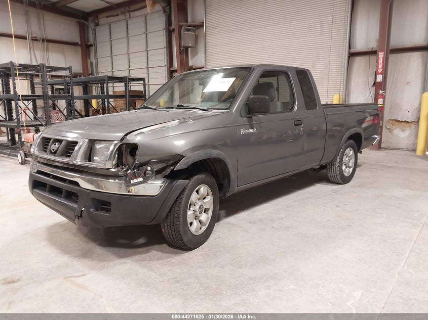 2000 Nissan Frontier Xe