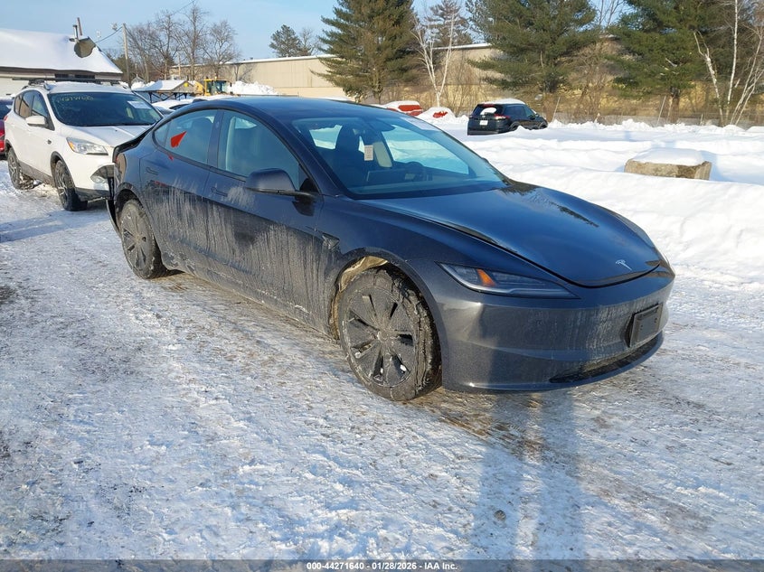 2025 Tesla Model 3 Long Range Rear-Wheel Drive/Standard Rear-Wheel Drive