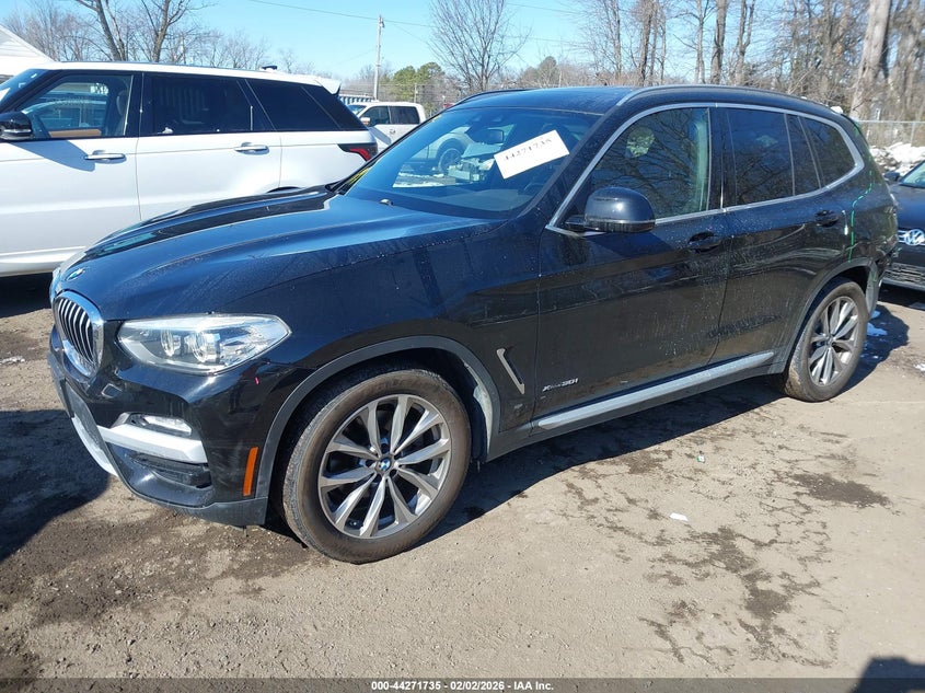 VIN 5UXTR9C53JLD61464 2018 BMW X3 XDRIVE30I