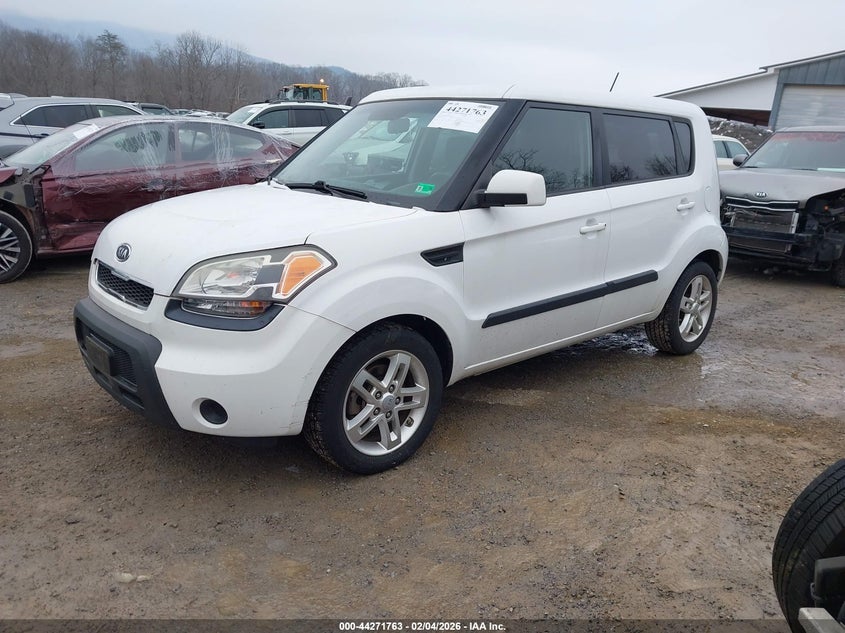 2011 Kia Soul +