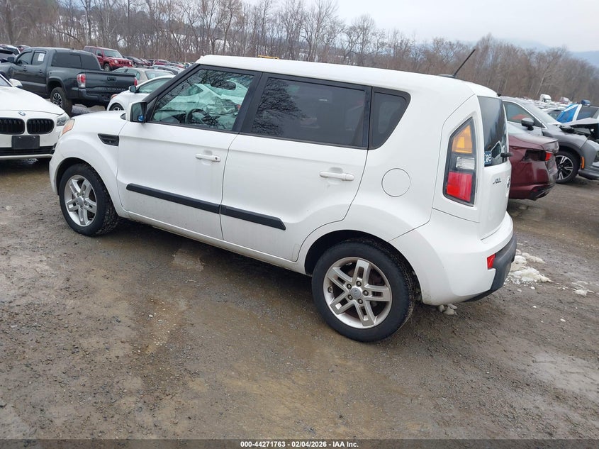 2011 Kia Soul +