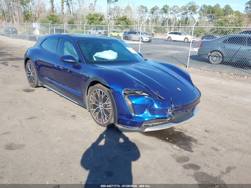 2022 Porsche Taycan Cross Turismo 4