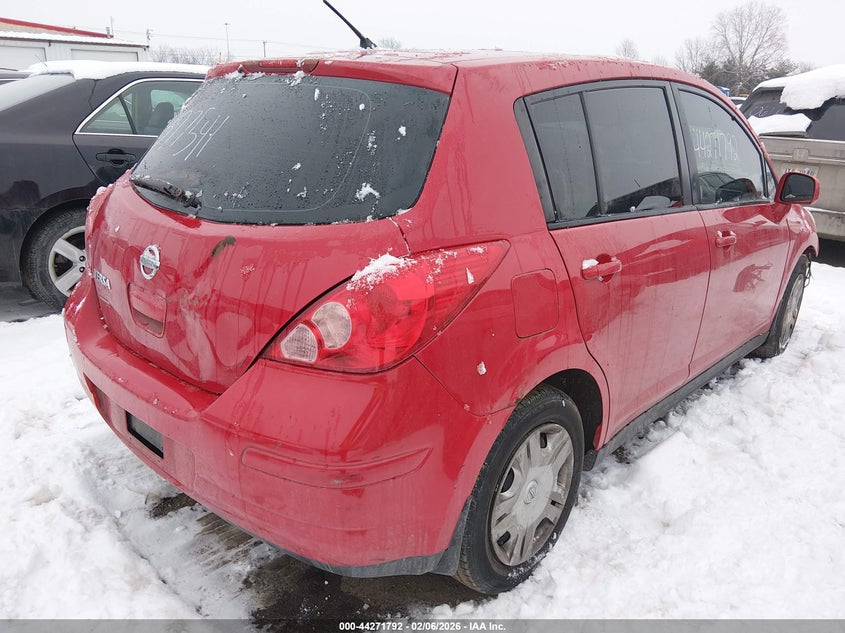 2011 Nissan Versa 1.8S