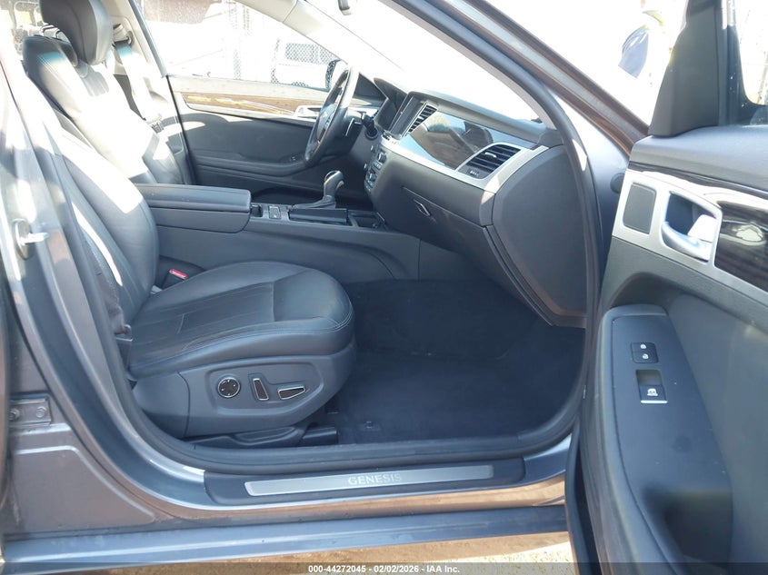 2016 Hyundai Genesis 3.8