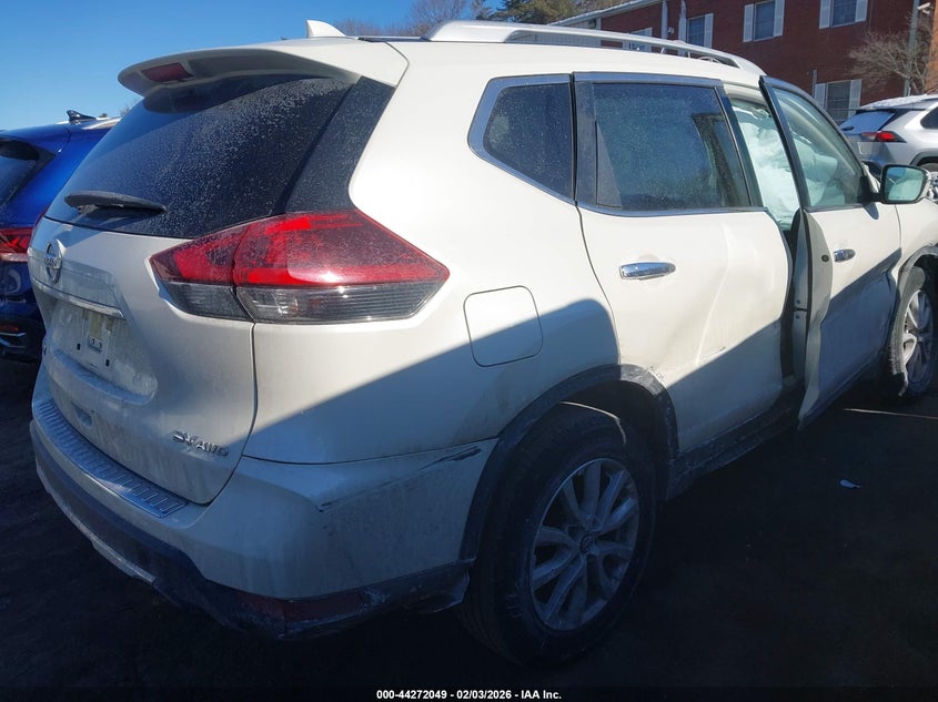 2018 Nissan Rogue Sv
