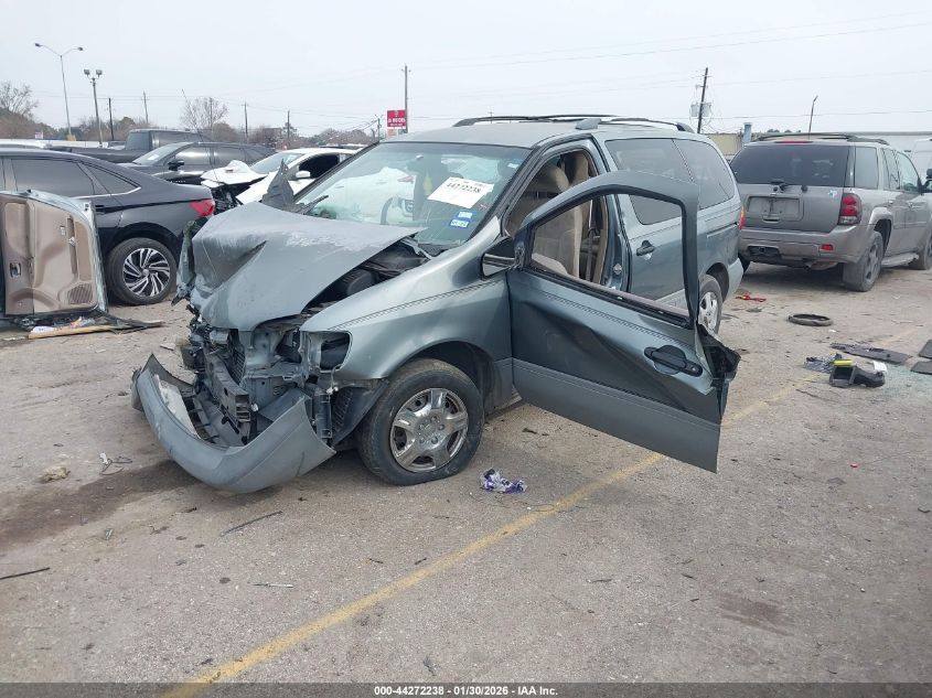 2000 Toyota Sienna Le