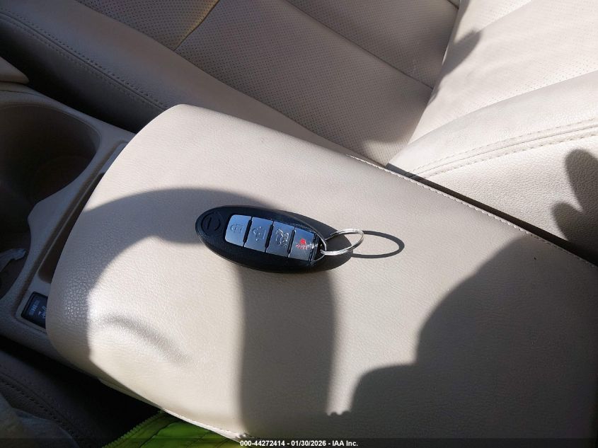 2016 Nissan Rogue Sl VIN: 5N1AT2MV4GC925642 Lot: 44272414