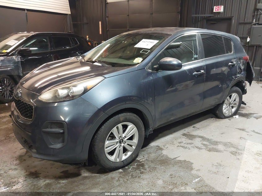VIN KNDPM3AC0H7074695 2017 KIA SPORTAGE LX