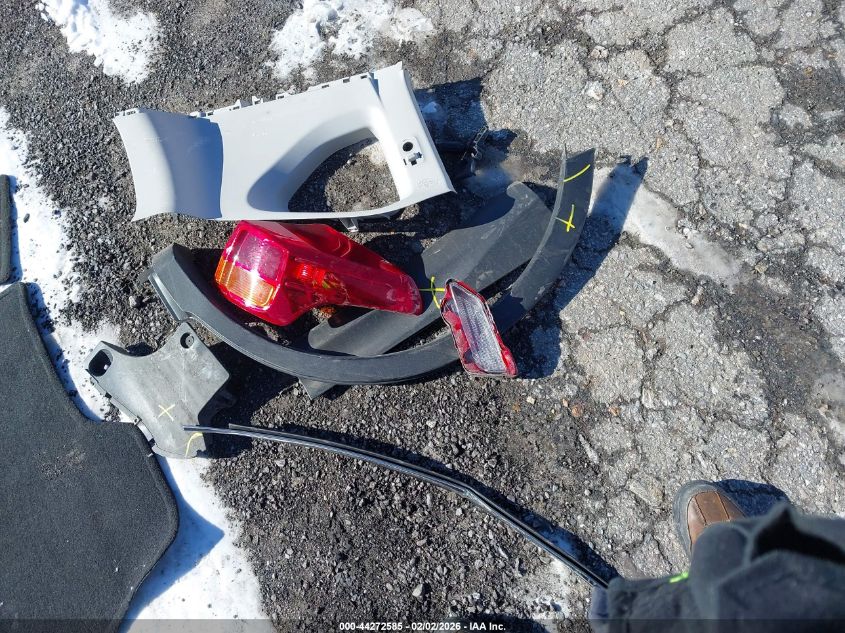 2013 Toyota Rav4 Le VIN: JTMBFREV6D5001274 Lot: 44272585