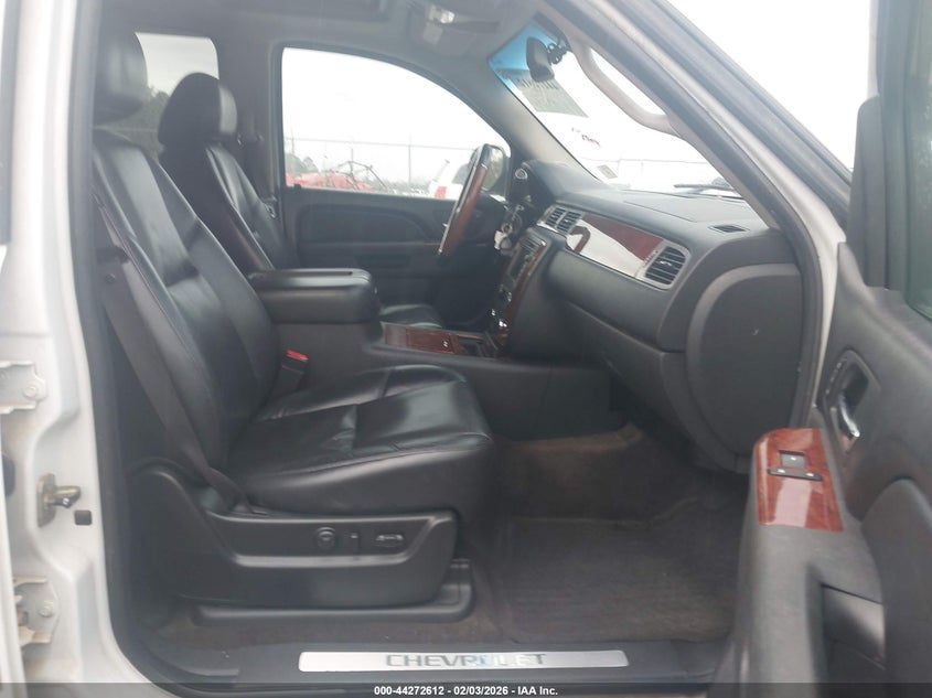 2011 Chevrolet Suburban 1500 Ltz