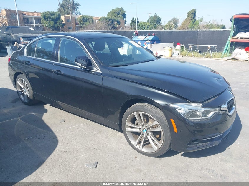 Vin: wba8b9g59jnv00484, lot: 44768983, bmw 330i 20181