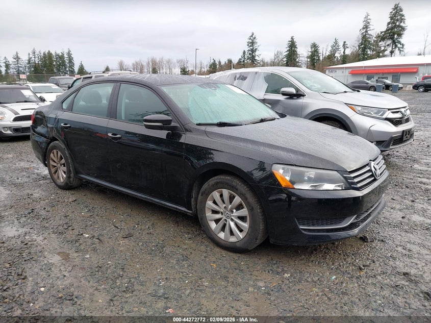 2013 Volkswagen Passat S