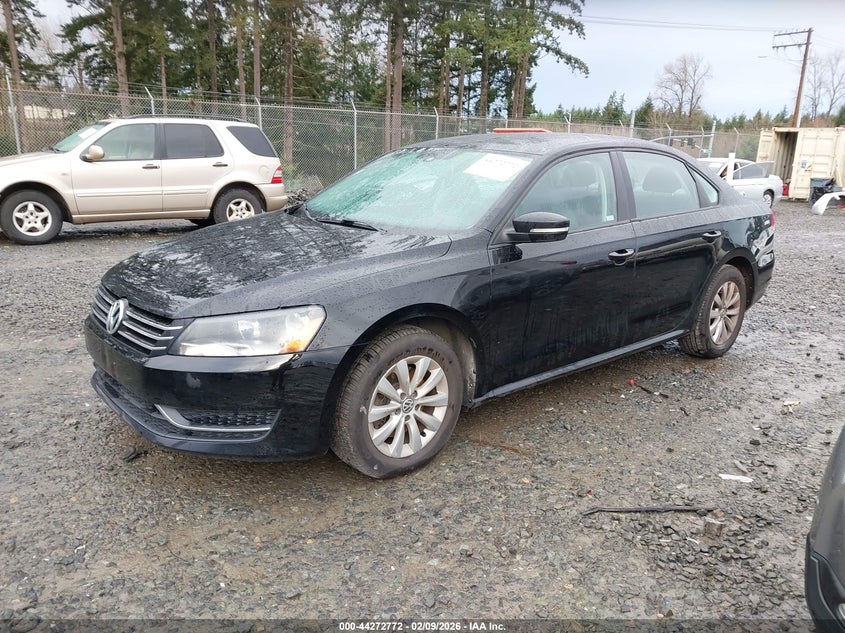 2013 Volkswagen Passat S
