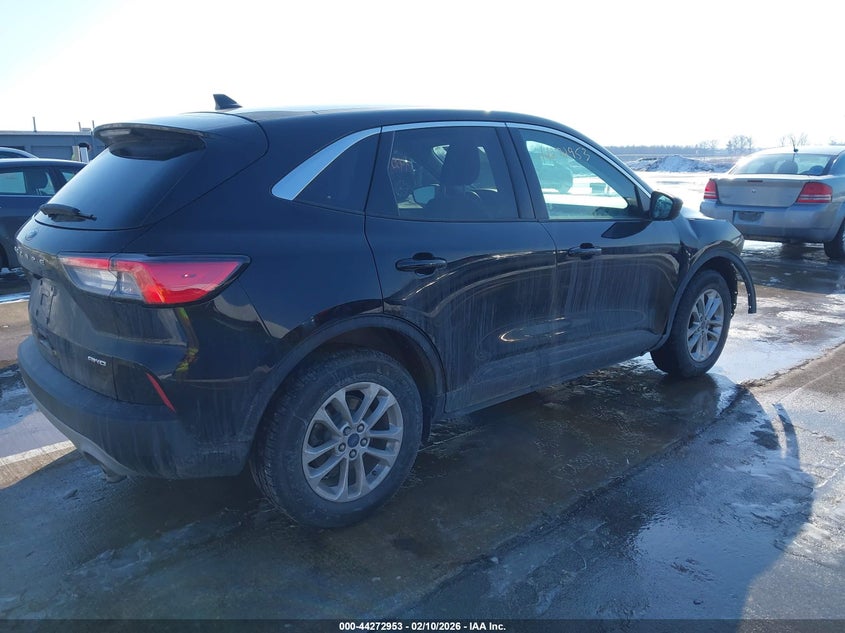 2022 Ford Escape Se