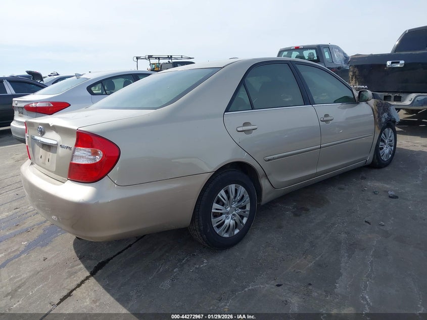 2004 Toyota Camry Le