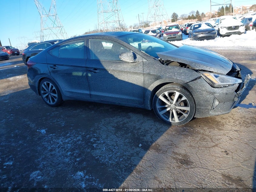 2019 Hyundai Elantra Se