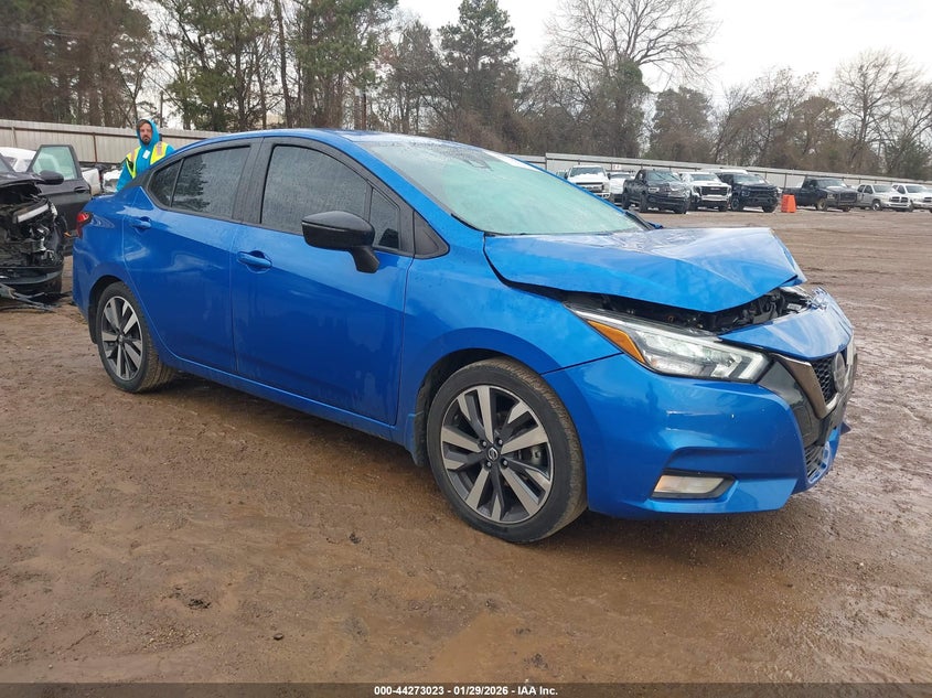 2021 Nissan Versa Sr Xtronic Cvt