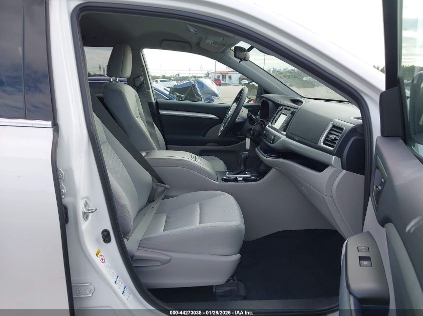 2019 Toyota Highlander Le