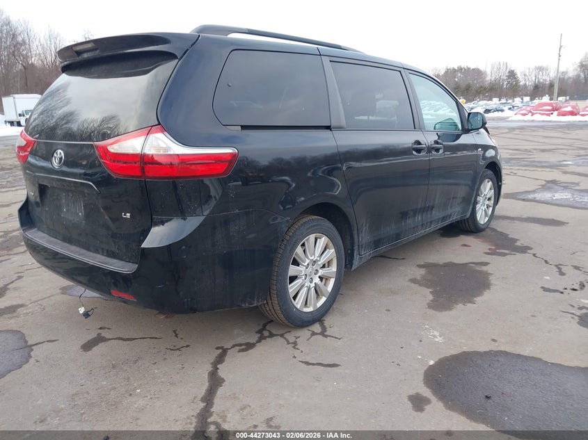2017 Toyota Sienna Le 7 Passenger