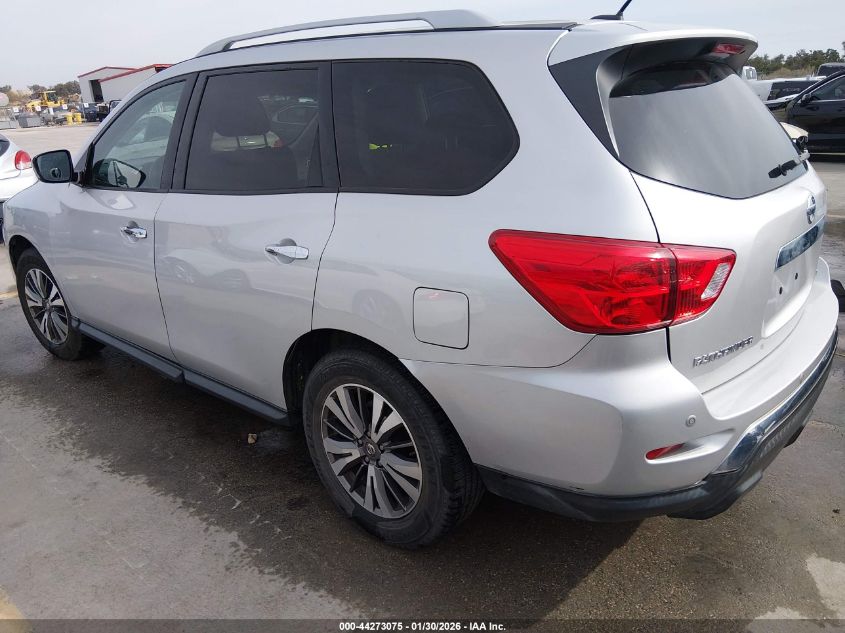 2017 Nissan Pathfinder Sv